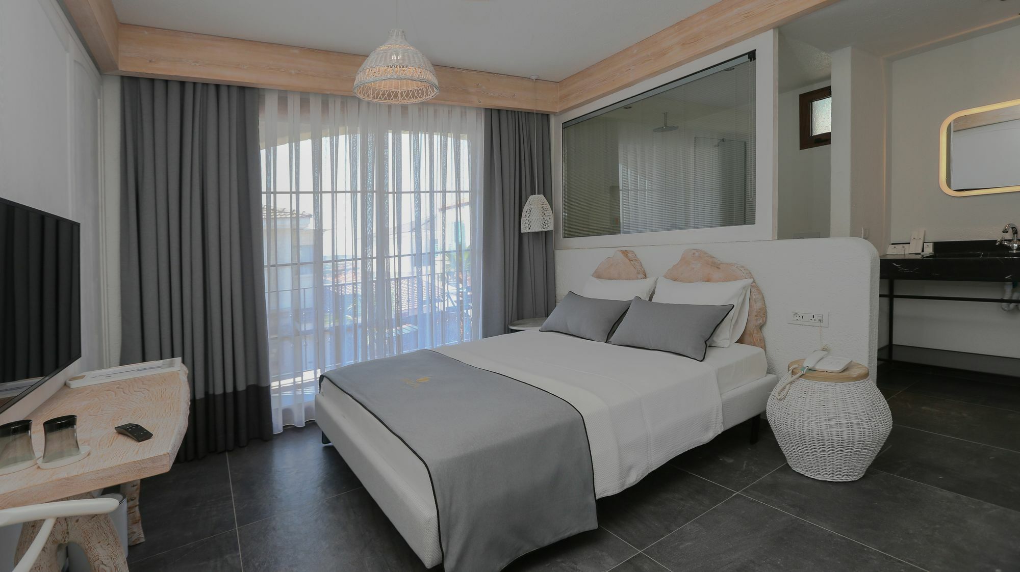 Avalon Boutique Hotel & Suites Alaçatı Exterior photo